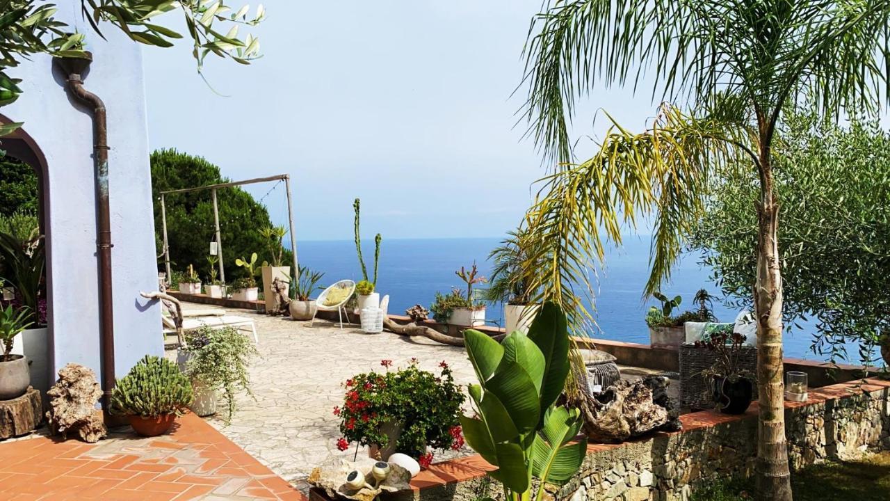 La Bouganvilla Charme & Relax Vista Mare Finale Ligure Luaran gambar