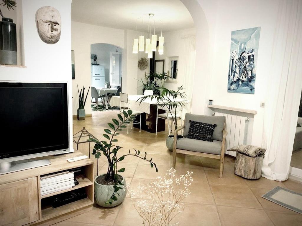 La Bouganvilla Charme & Relax Vista Mare Finale Ligure Luaran gambar