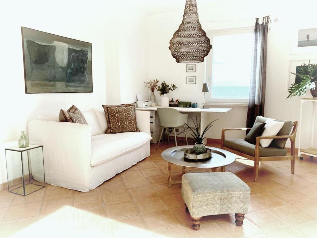 La Bouganvilla Charme & Relax Vista Mare Finale Ligure Luaran gambar
