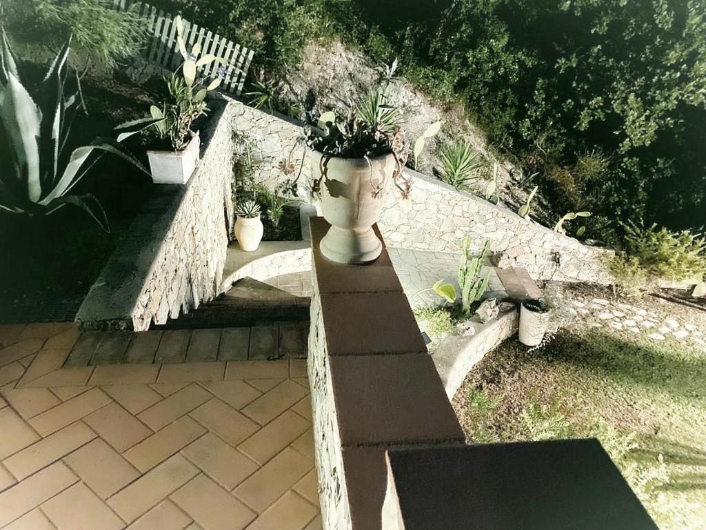 La Bouganvilla Charme & Relax Vista Mare Finale Ligure Luaran gambar